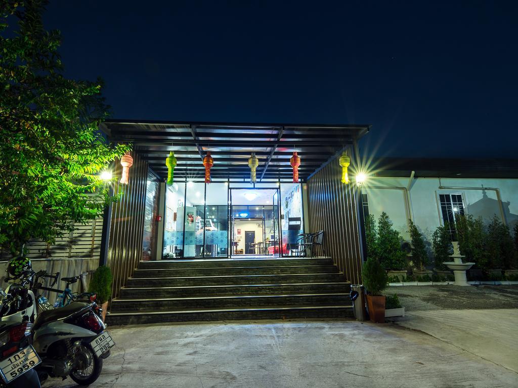 Mercy Hostel Chiang Rai Zewnętrze zdjęcie